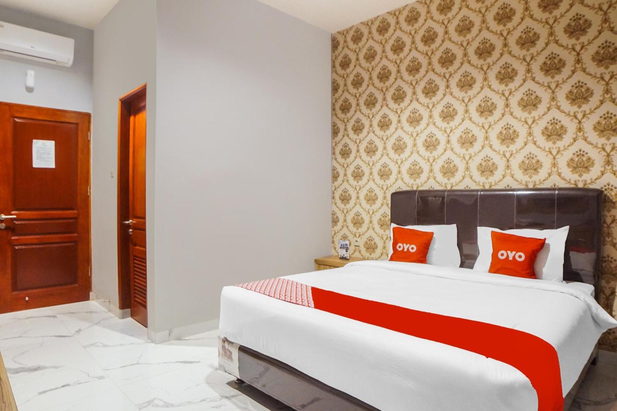 Super Oyo Capital O 92066 Papakoel Hotel & Cafe Μεντάν Εξωτερικό φωτογραφία