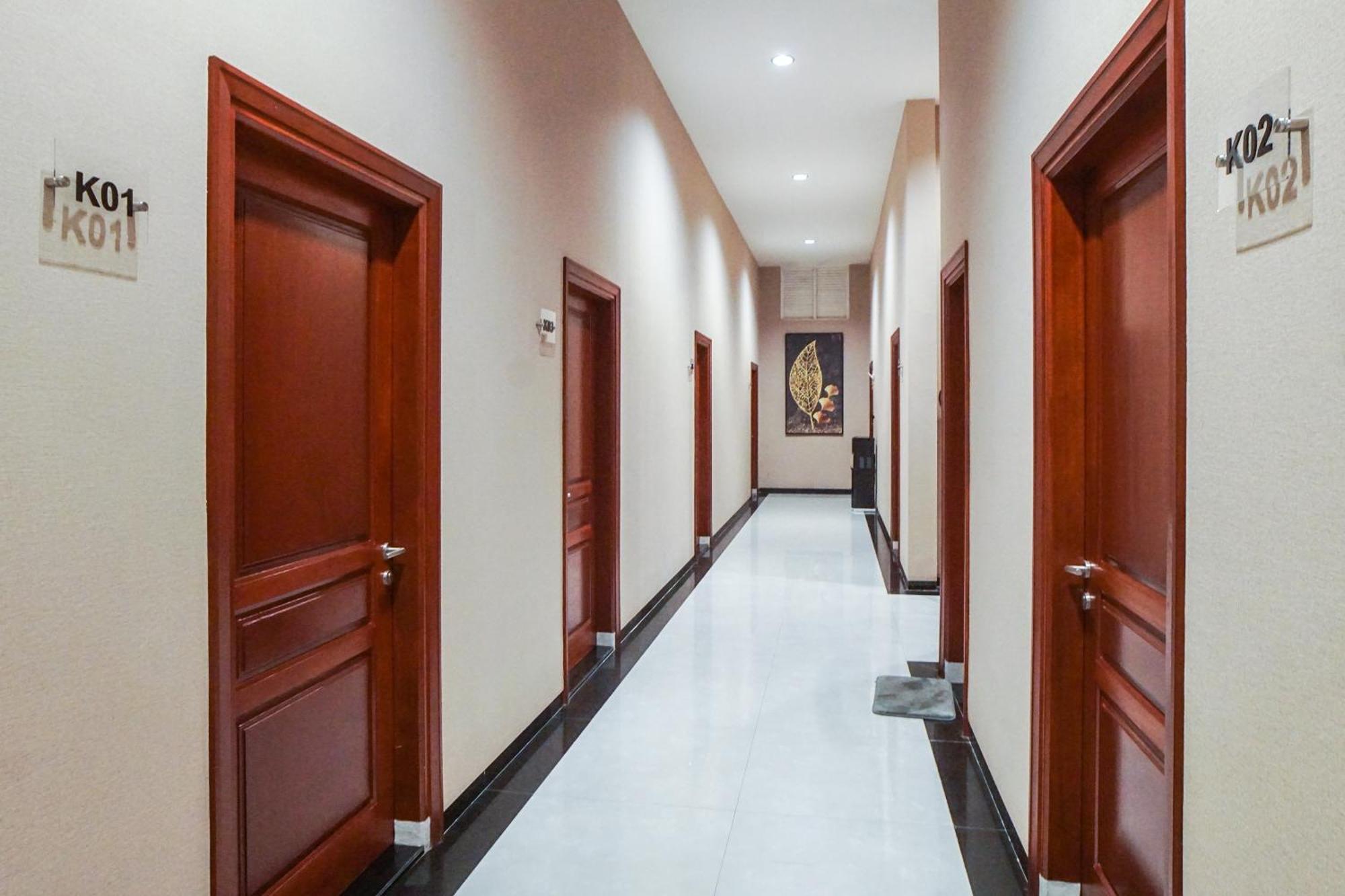 Super Oyo Capital O 92066 Papakoel Hotel & Cafe Μεντάν Εξωτερικό φωτογραφία