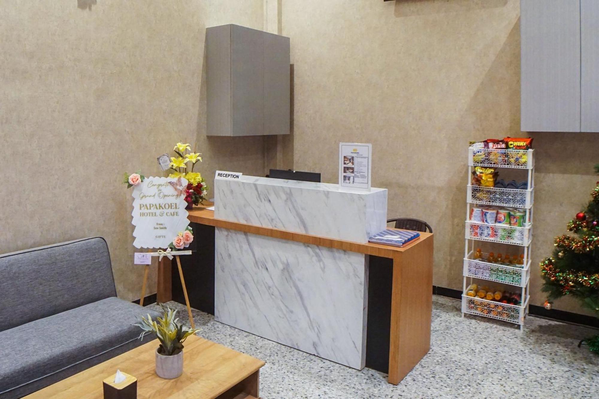 Super Oyo Capital O 92066 Papakoel Hotel & Cafe Μεντάν Εξωτερικό φωτογραφία