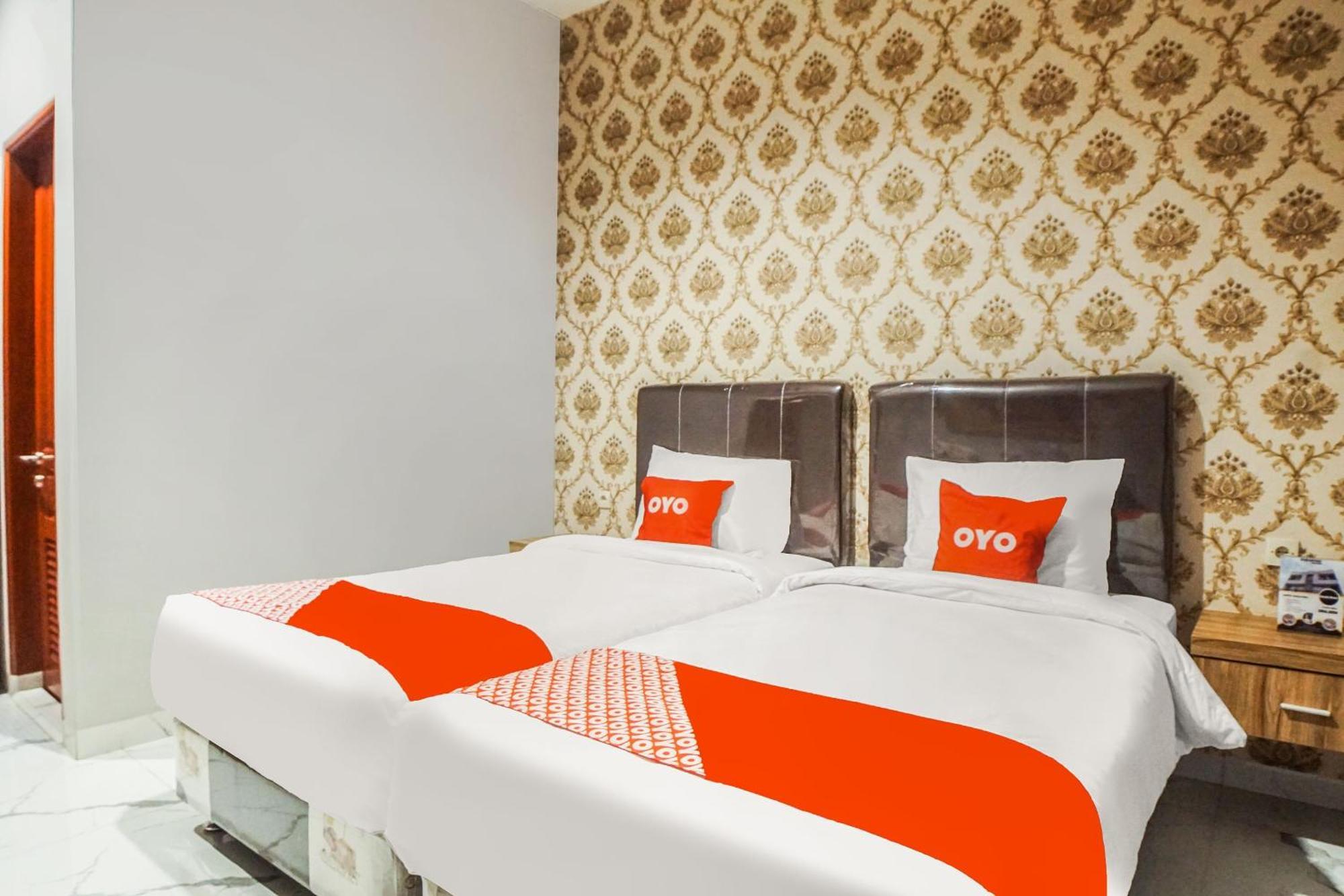 Super Oyo Capital O 92066 Papakoel Hotel & Cafe Μεντάν Εξωτερικό φωτογραφία