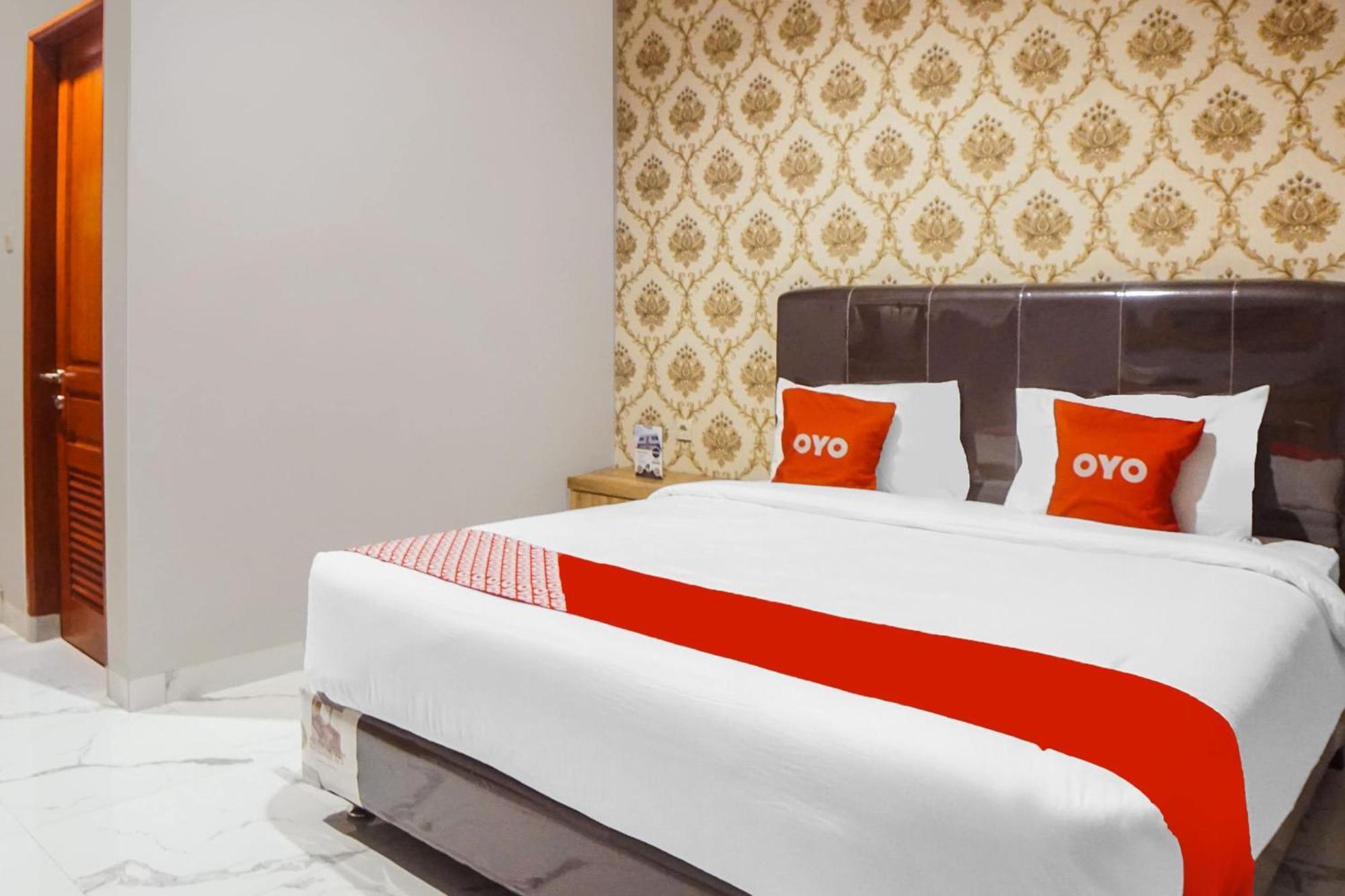 Super Oyo Capital O 92066 Papakoel Hotel & Cafe Μεντάν Εξωτερικό φωτογραφία